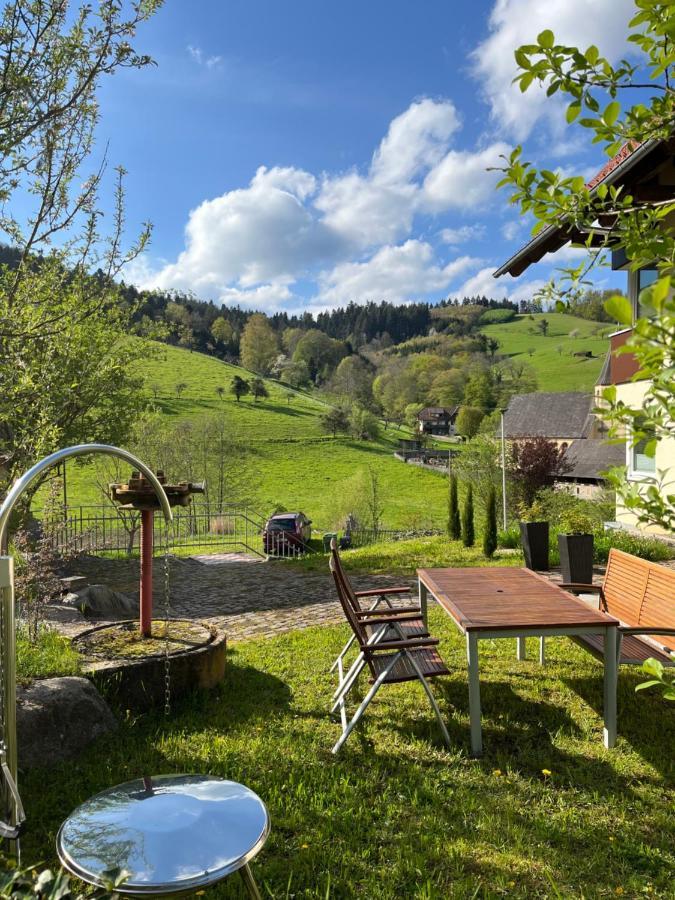 S-Suite Das Design-Ferienhaus Im Schwarzwald Biberach (Baden) Exterior foto