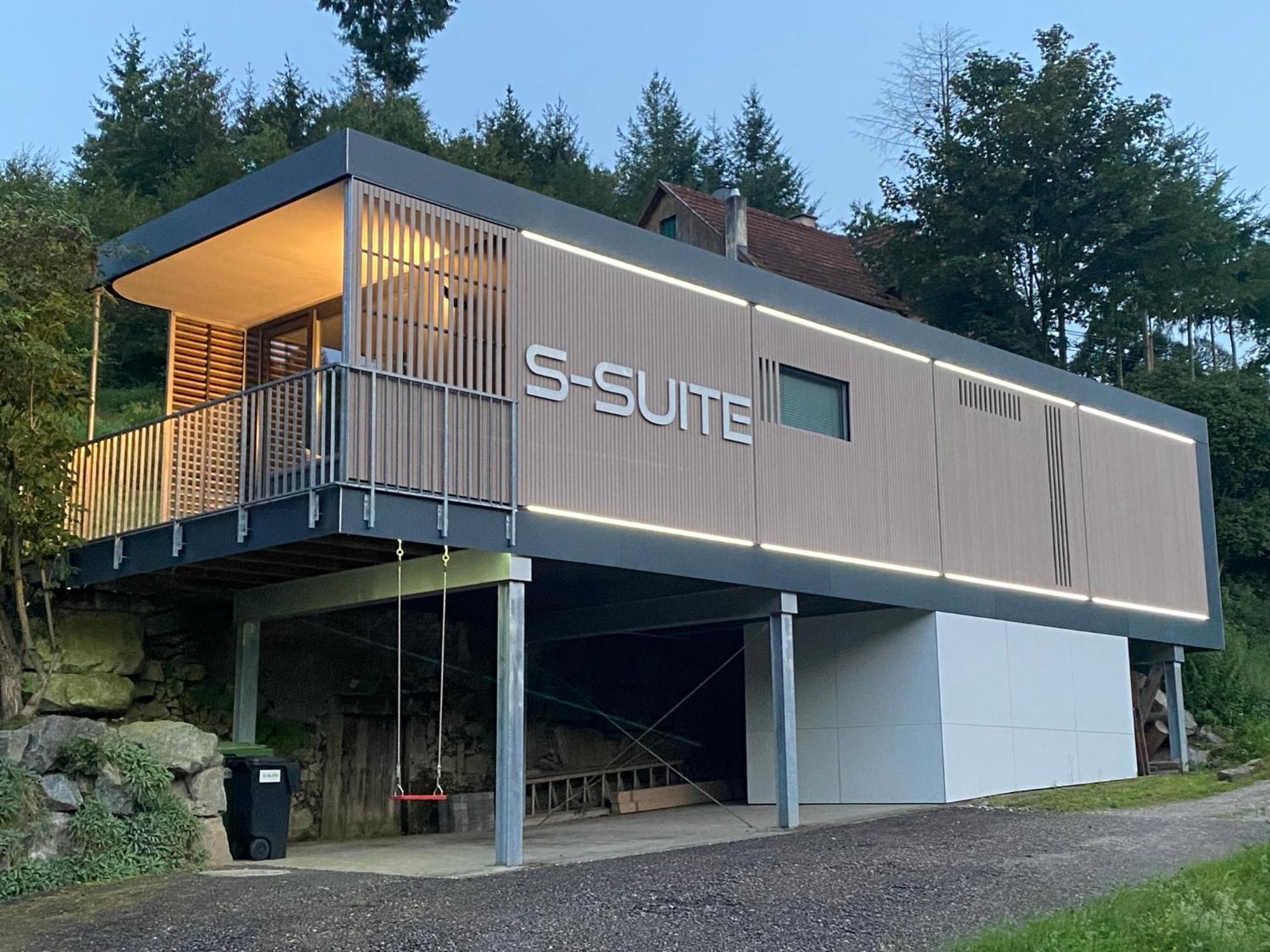 S-Suite Das Design-Ferienhaus Im Schwarzwald Biberach (Baden) Exterior foto